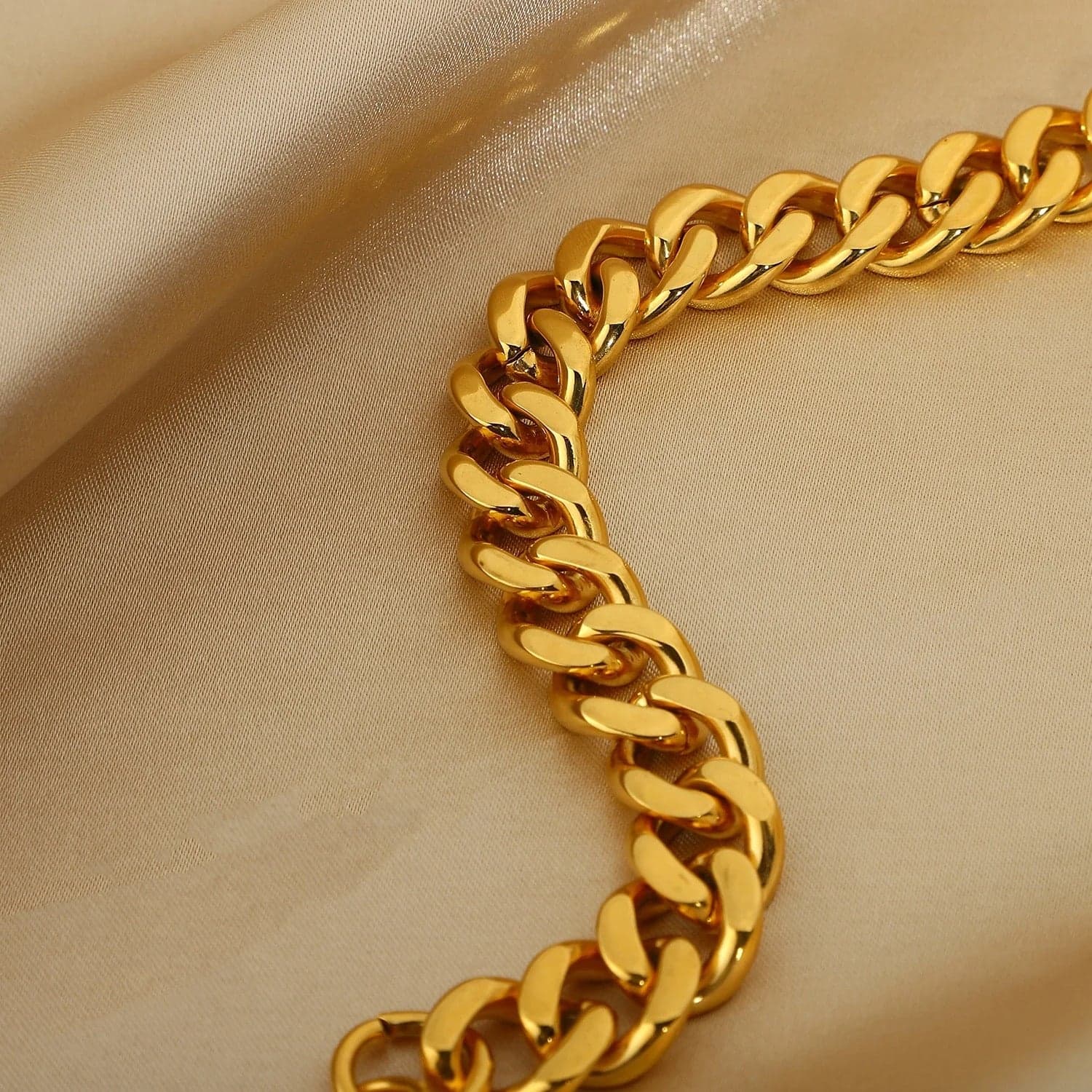 The Cuban Bracelet