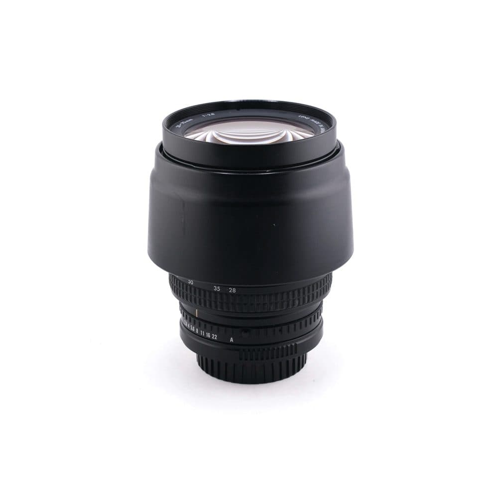 Sigma 28-70mm f/2.8 Zoom Lens — Canon FD Mount