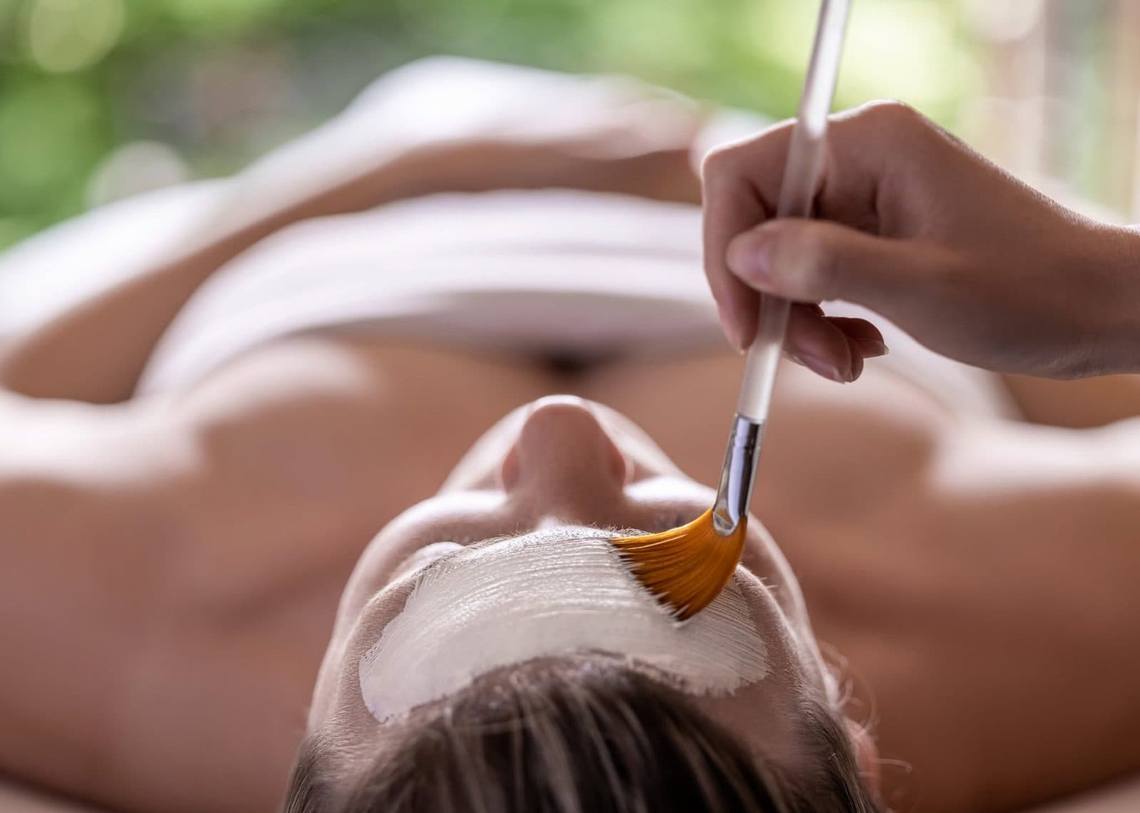 Cryo Smooth Dermaplaning Facial