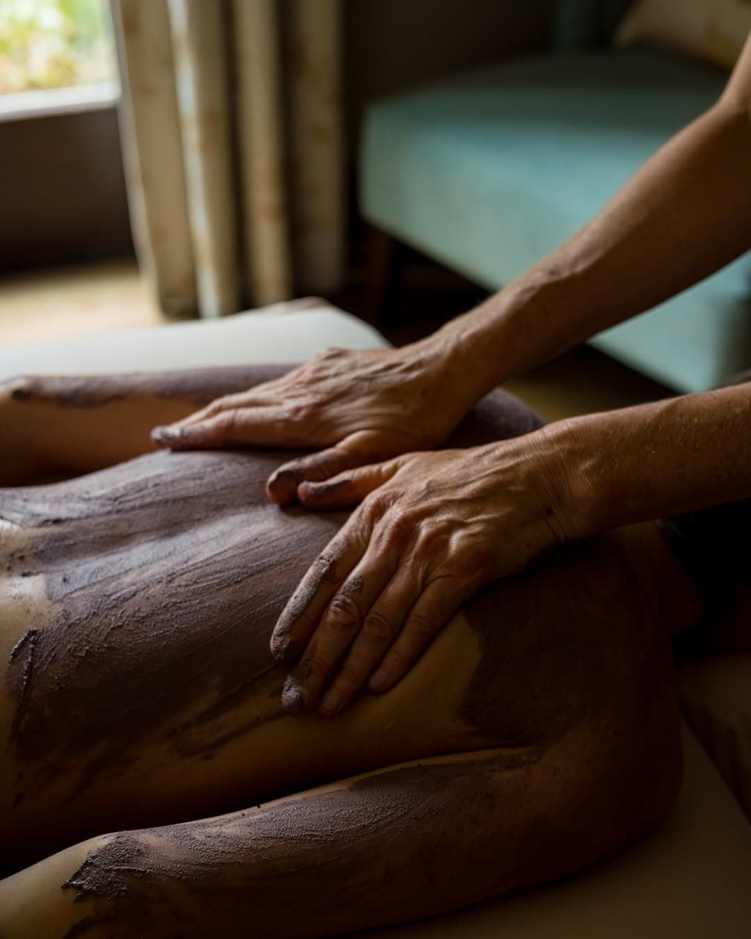 Pinot Noir Body Wrap 90 Mins