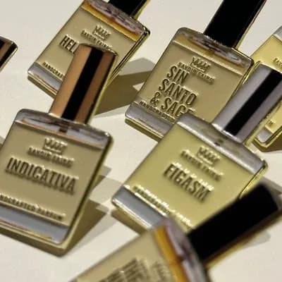 Classic Parfum Pins