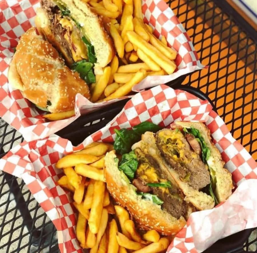 Beeph Stuph'D Burger