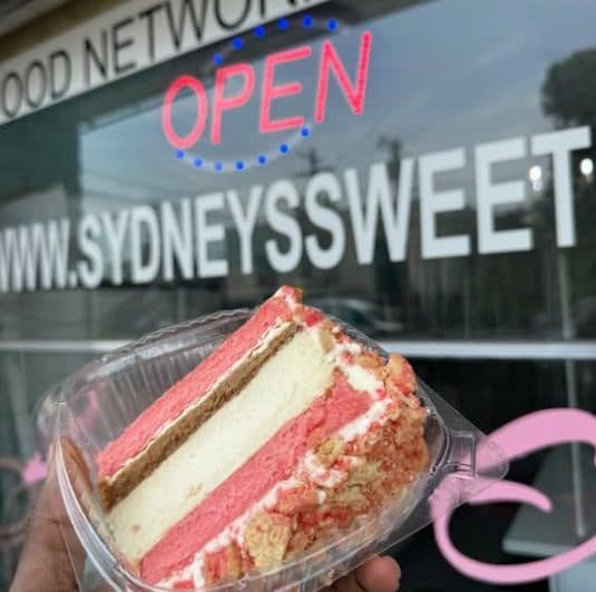 Strawberry Crunch Cheesecake Slice