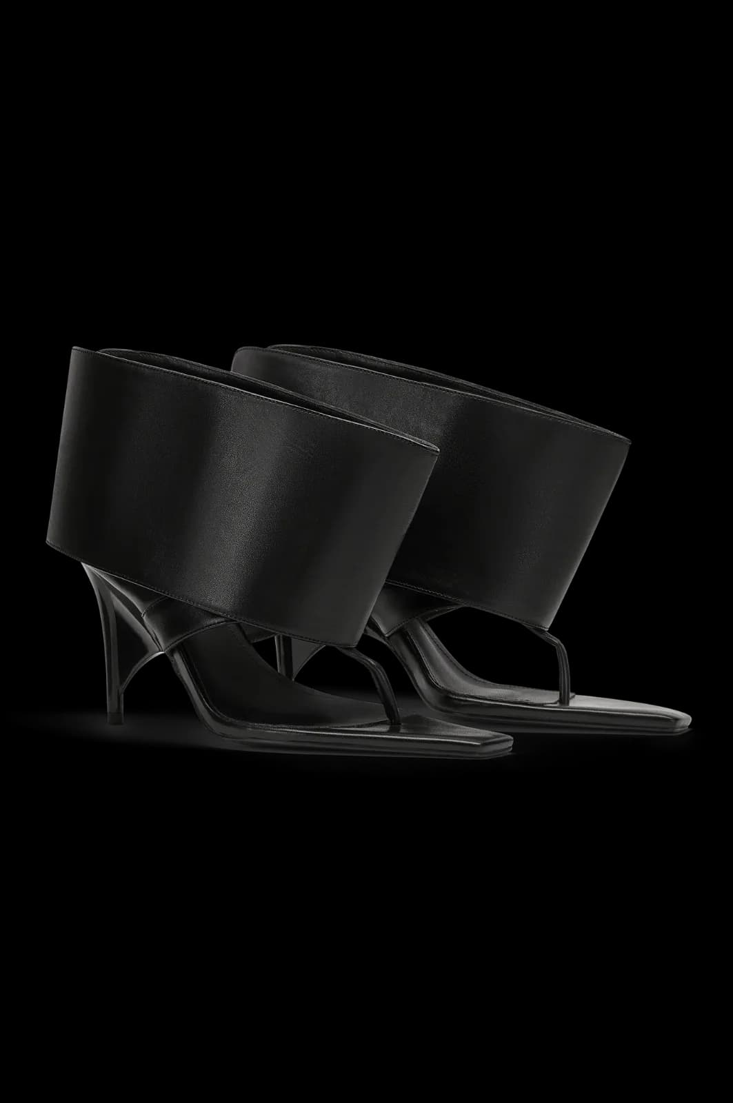 Stunt Sandal Black